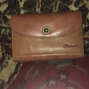 100% leather Fossil Wallet!